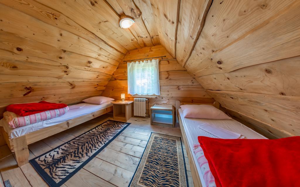 Domki Na Stoku Ustrzyki Dolne Exterior foto